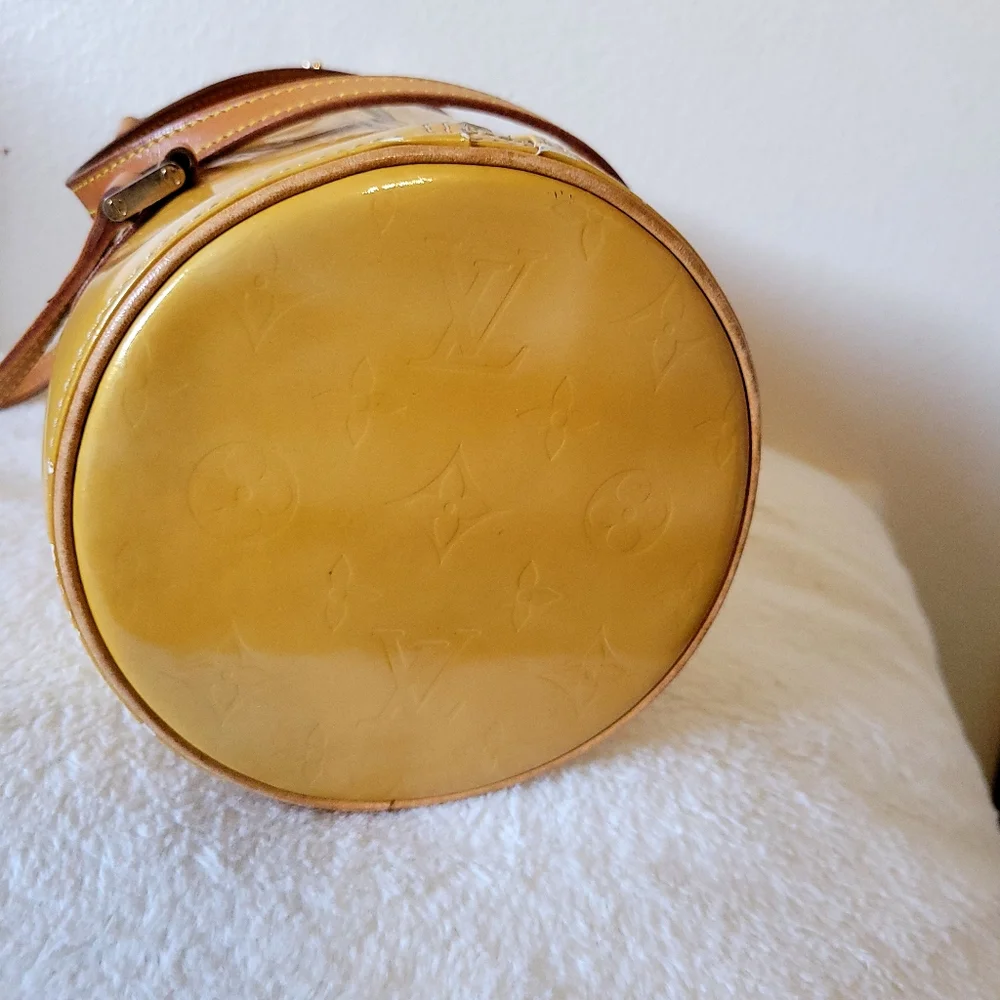 Louis Vuitton Bedford Vernis Bag - Picture 6 of 12